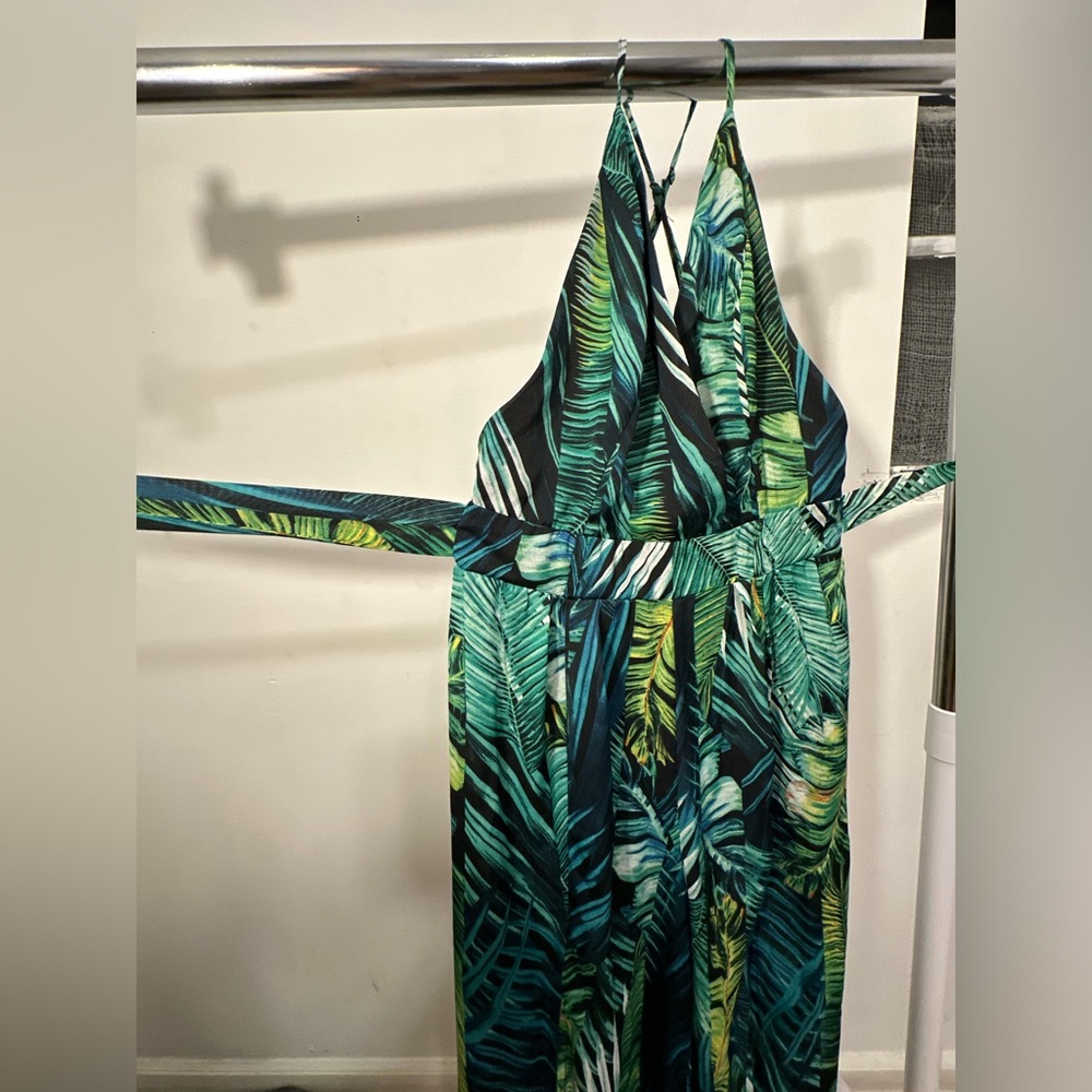 Green Tropical Leaf Print Halter Neck Cross Back Maxi jumpsuit